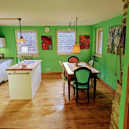 Haus Der Malerin Andrea Gawaz Apartment Мюлхайм Екстериор снимка