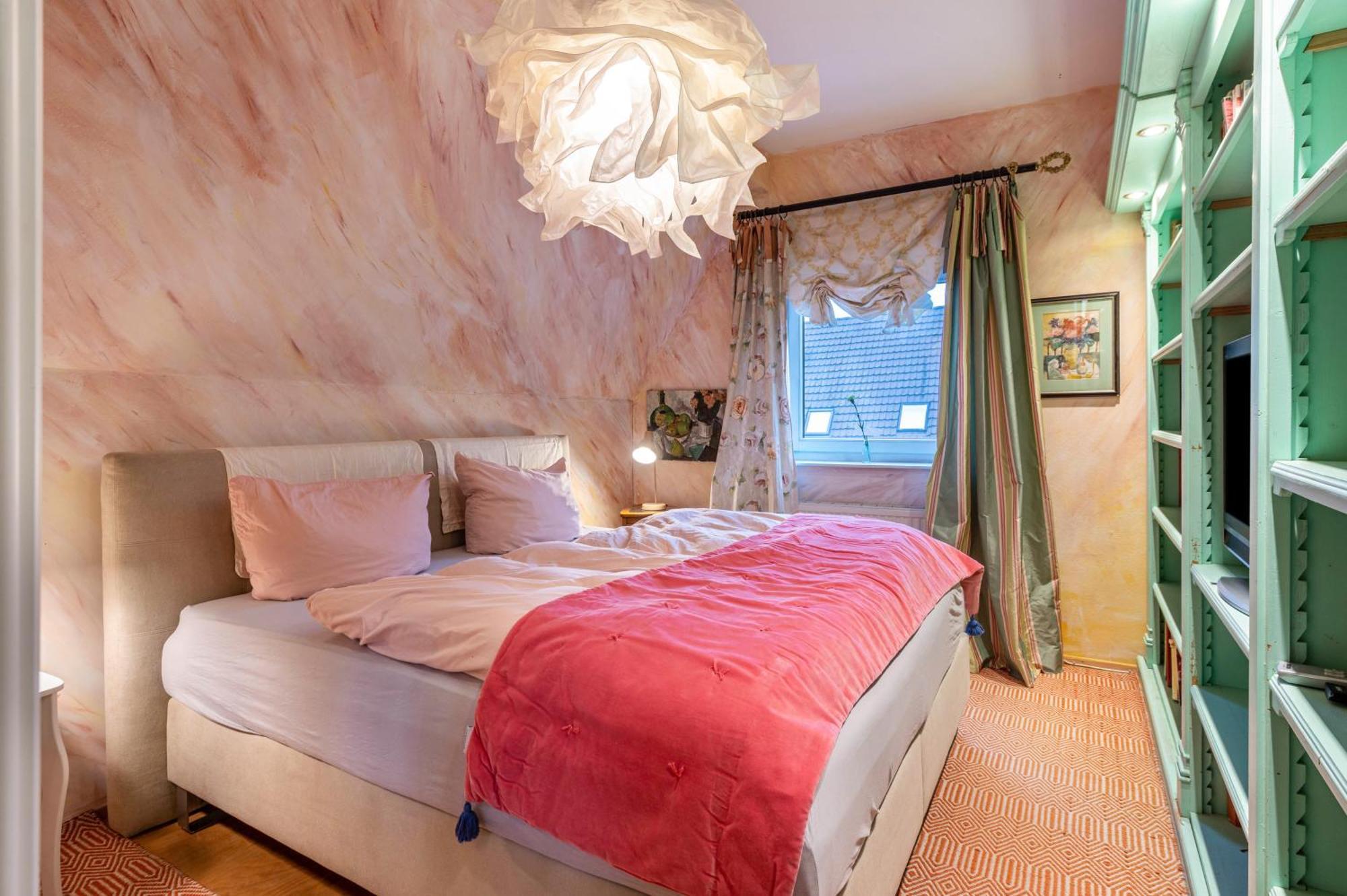 Haus Der Malerin Andrea Gawaz Apartment Мюлхайм Екстериор снимка