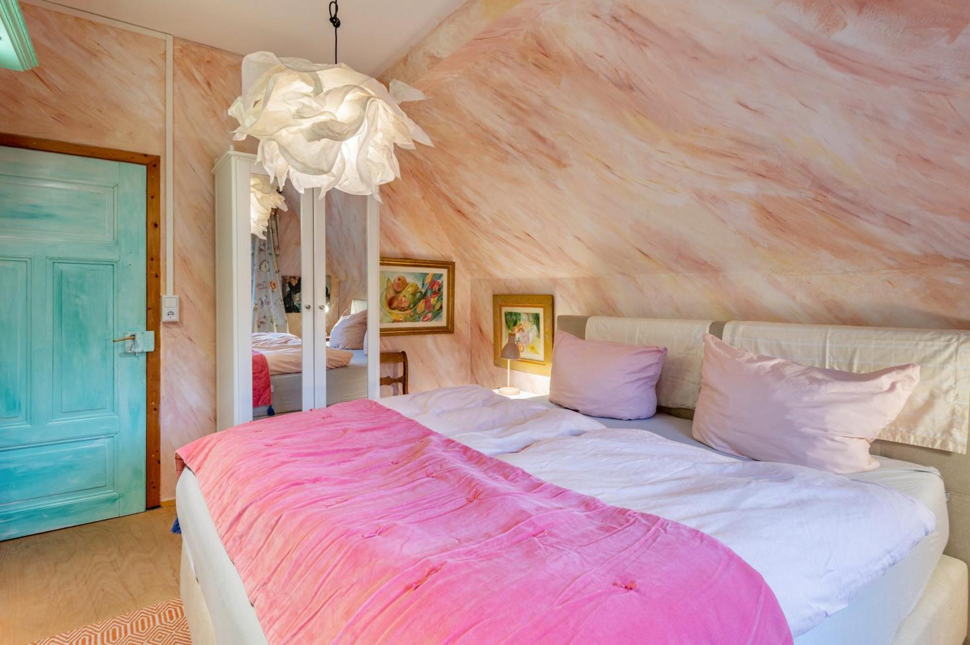 Haus Der Malerin Andrea Gawaz Apartment Мюлхайм Екстериор снимка