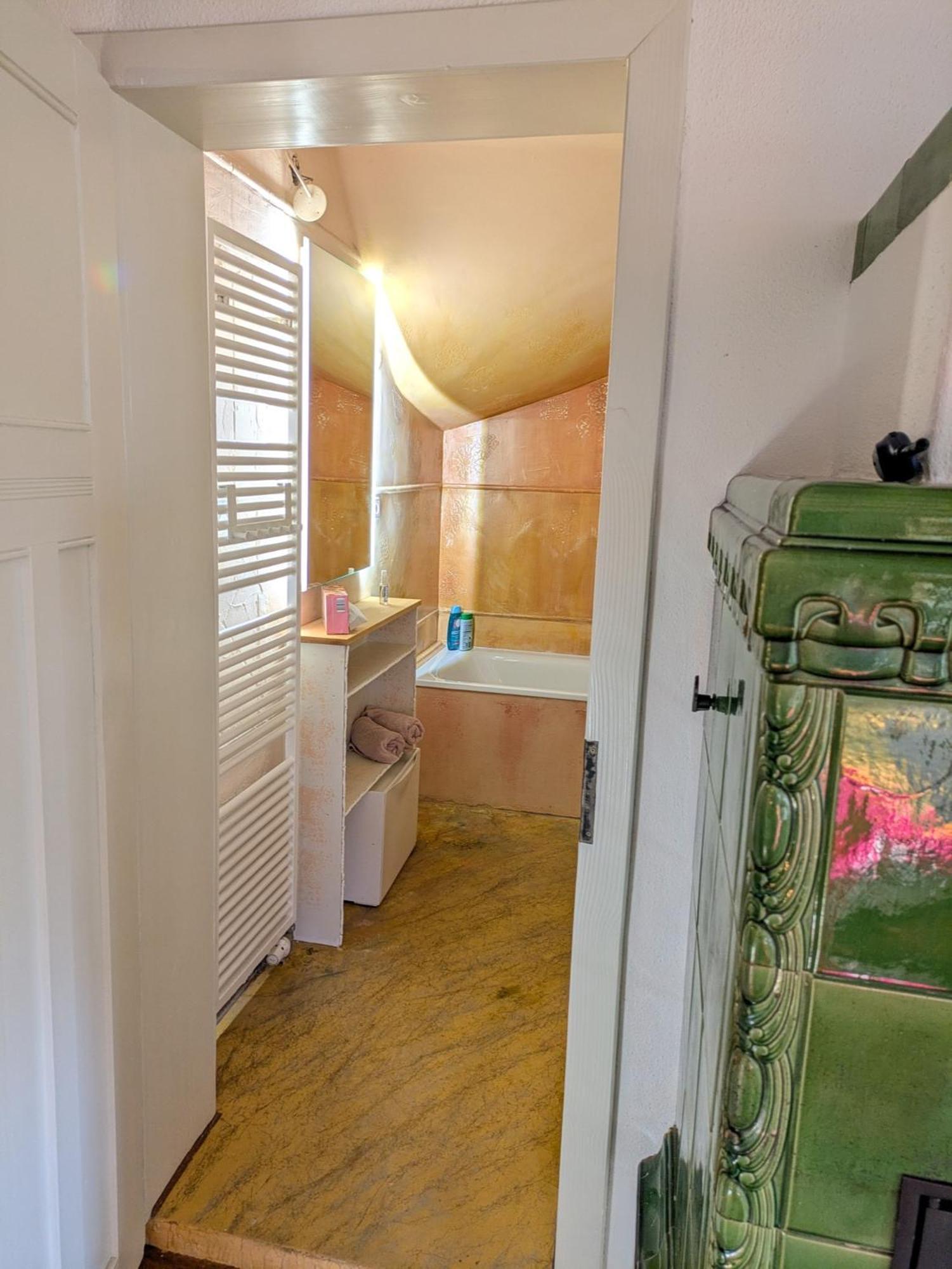 Haus Der Malerin Andrea Gawaz Apartment Мюлхайм Екстериор снимка